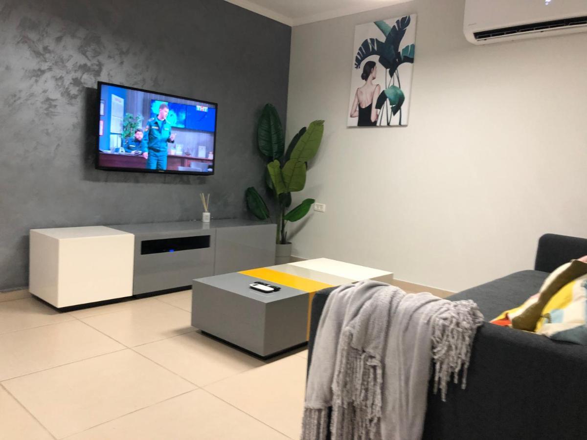 Carmel Beach Luxury Apartment Хайфа Екстер'єр фото